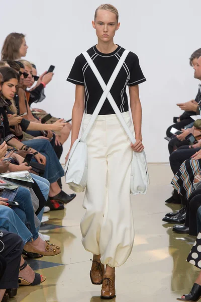 Look 6